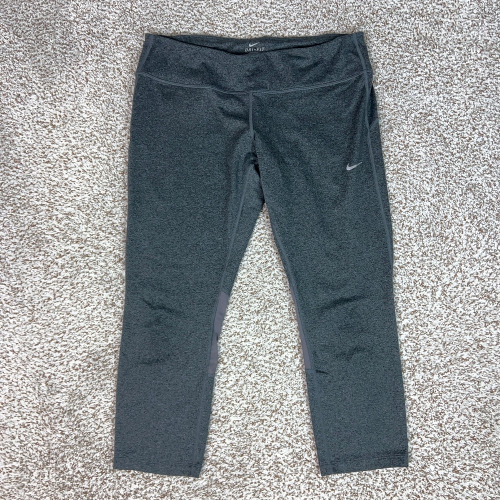 Nike Leggings Womens XL Gray Dri FIT Running Capri Yoga Workout Athletic Pants